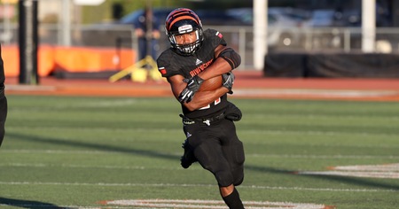 Sophomore running back Malik Walker rushed for 108 yards and two touchdowns in a tough loss to No. 1 Fullerton on Saturday night. (photo by Bobby R. Hester)
