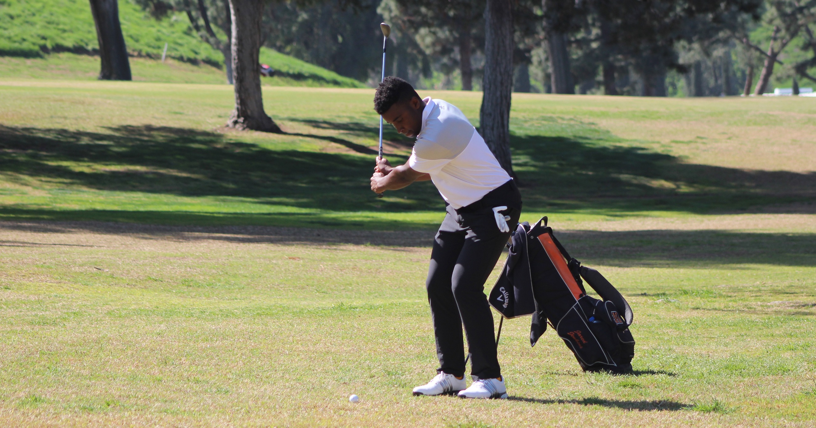 Men’s Golf Hosts Riverside Invitational, Places 10th Overall
