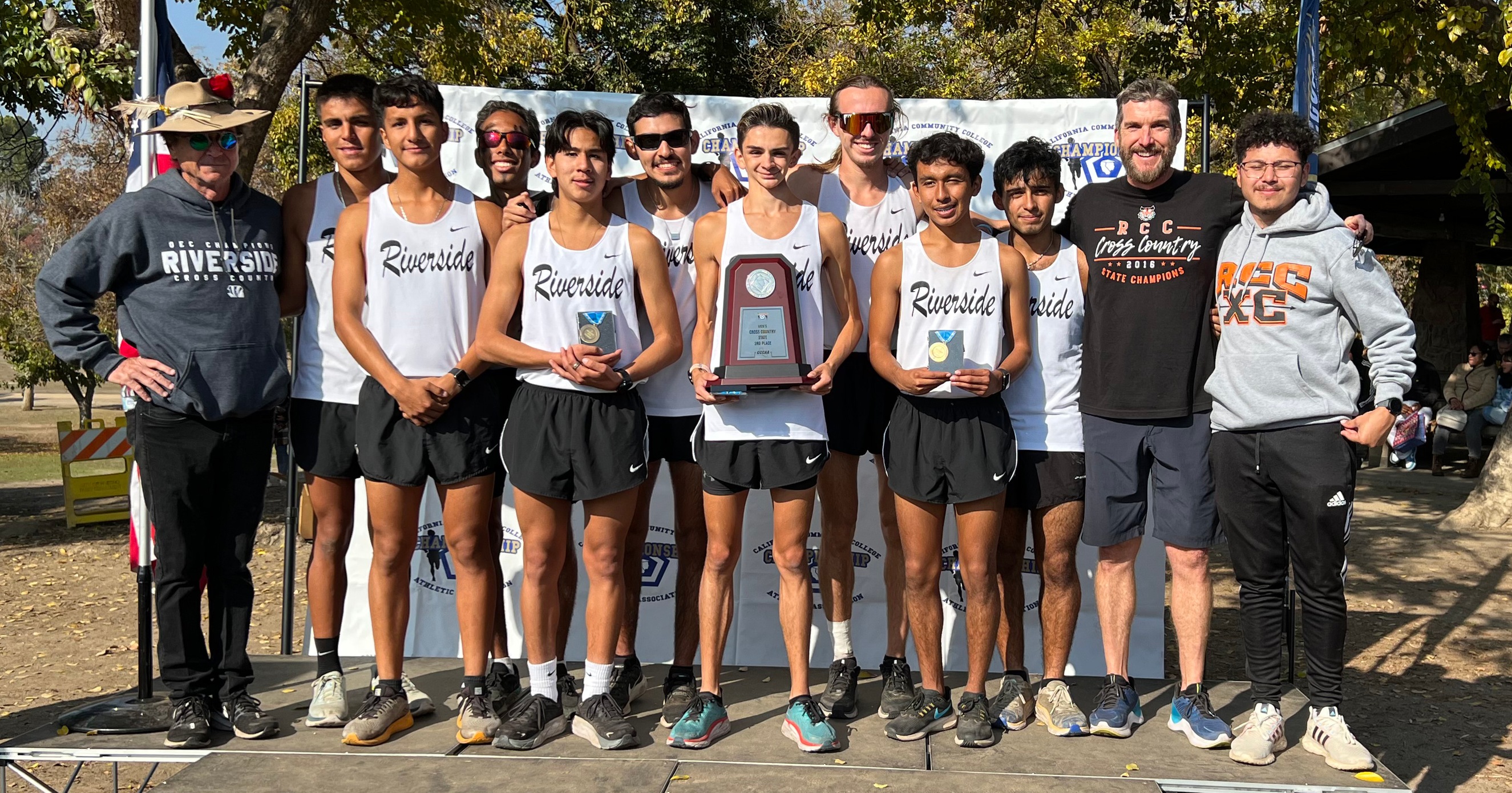 Men’s Cross Country Places Third at State Championships