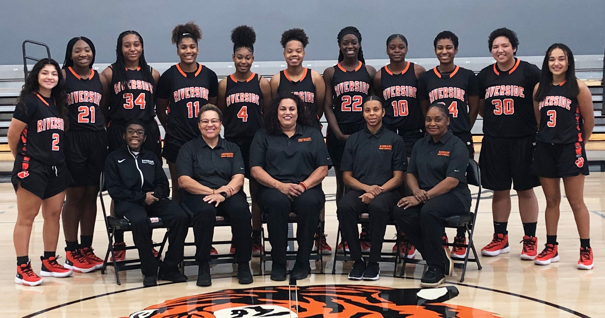Women’s Basketball Starts Season with Two wins at Bakersfield Crossover