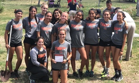 Sarah Hollis' Gold Medal Finish Paces Tigers to Top Finish at Palomar Invite